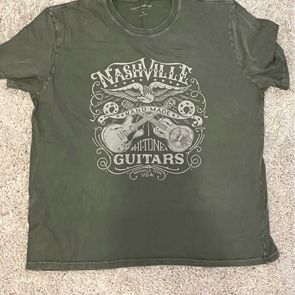 Lucky brand t shirt. Large.